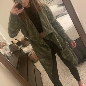 Waterfall camo cardigan